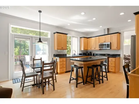 4014 SW 96th Avenue Beaverton OR 97005