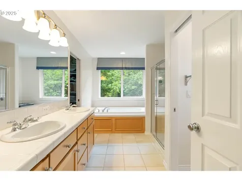 4014 SW 96th Avenue Beaverton OR 97005