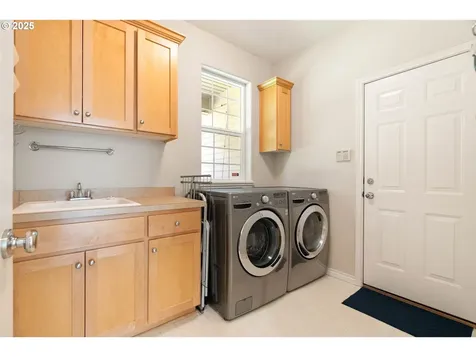 4014 SW 96th Avenue Beaverton OR 97005
