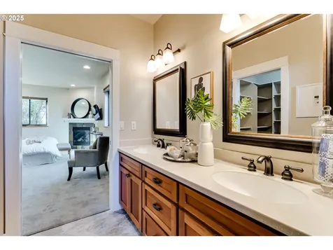 1115 W 28th Avenue Eugene OR 97405