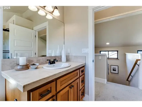 1115 W 28th Avenue Eugene OR 97405