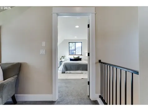 1115 W 28th Avenue Eugene OR 97405