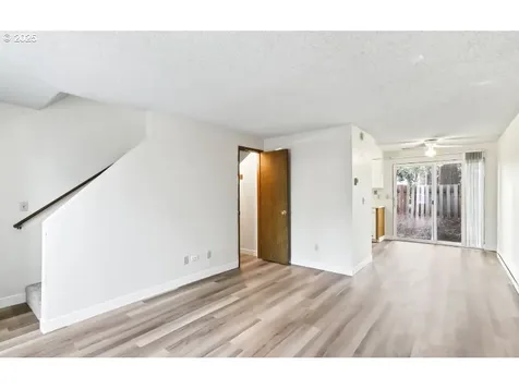 15 NE 127th Avenue Portland OR 97230