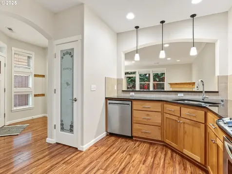 3620 NW 122nd Street Vancouver WA 98685