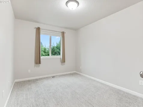 3620 NW 122nd Street Vancouver WA 98685