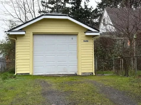 9646 SE Steele Street Portland OR 97266