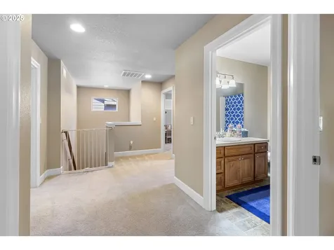 1075 Epperly Way West Linn OR 97068