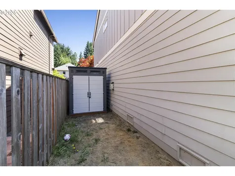 1075 Epperly Way West Linn OR 97068