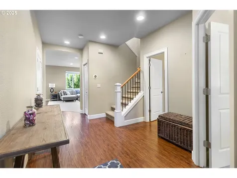 1075 Epperly Way West Linn OR 97068