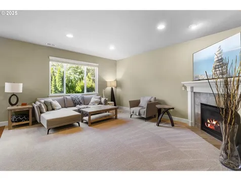 1075 Epperly Way West Linn OR 97068