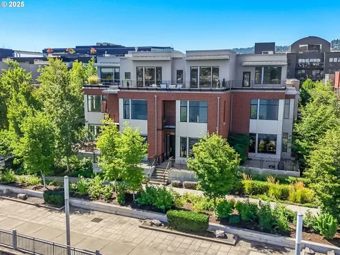 1714 NW Riverscape Street Portland OR 97209