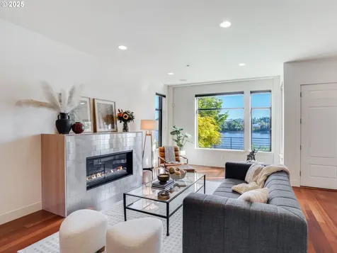 1714 NW Riverscape Street Portland OR 97209