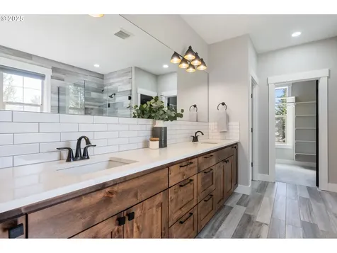 16486 SW Ranchview Road Powell Butte OR 97753