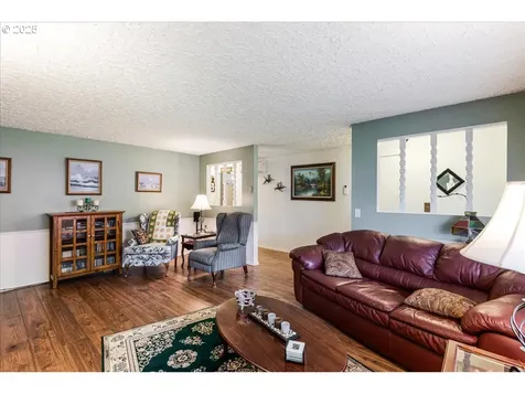 107 NE 102nd Street Vancouver WA 98685