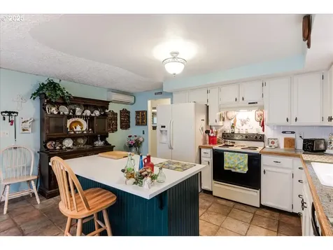 107 NE 102nd Street Vancouver WA 98685