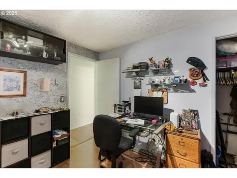 107 NE 102nd Street Vancouver WA 98685