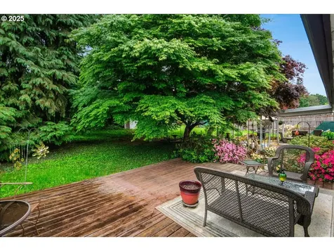 107 NE 102nd Street Vancouver WA 98685