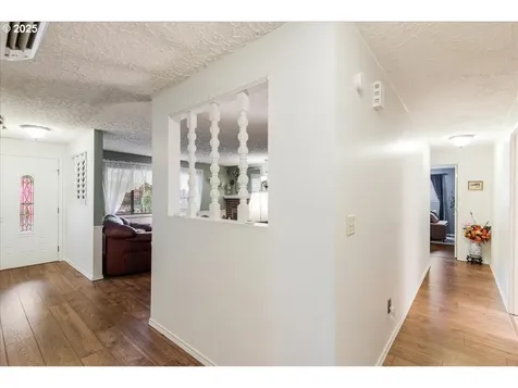 107 NE 102nd Street Vancouver WA 98685
