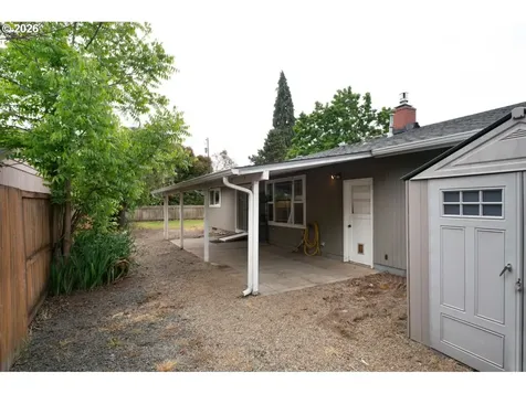 2301 Compton Street Eugene OR 97404