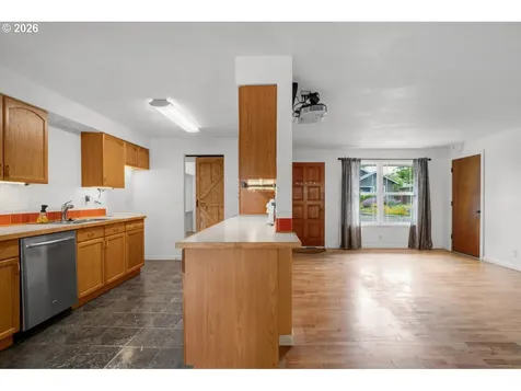 2301 Compton Street Eugene OR 97404