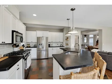 644 S Ponderosa Court Canby OR 97013