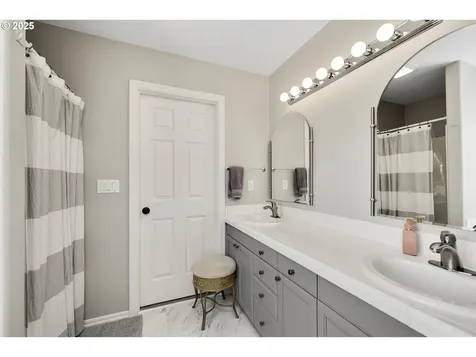 644 S Ponderosa Court Canby OR 97013