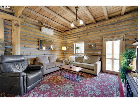 2215 Pine Oak Road Mosier OR 97040
