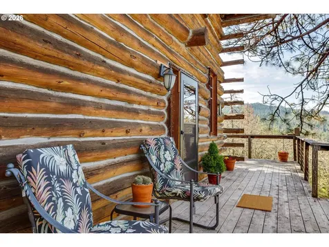 2215 Pine Oak Road Mosier OR 97040
