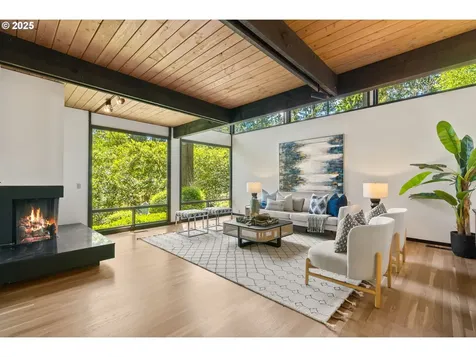 1329 S Palatine Hill Road Portland OR 97219