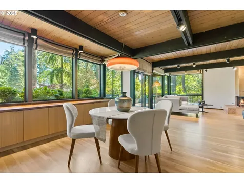 1329 S Palatine Hill Road Portland OR 97219