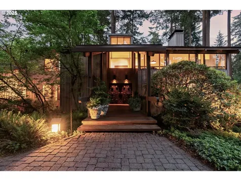 1329 S Palatine Hill Road Portland OR 97219
