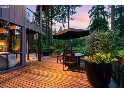 1329 S Palatine Hill Road Portland OR 97219