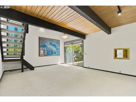 1329 S Palatine Hill Road Portland OR 97219