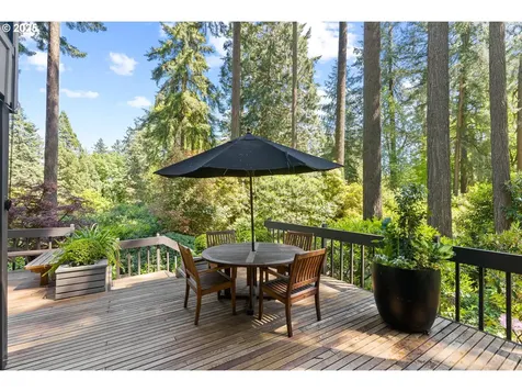1329 S Palatine Hill Road Portland OR 97219