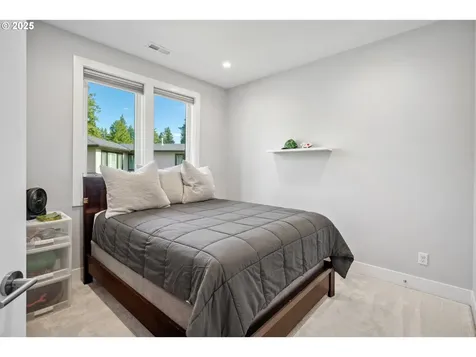 6441 Mission Court Lake Oswego OR 97035