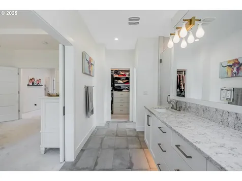 6441 Mission Court Lake Oswego OR 97035