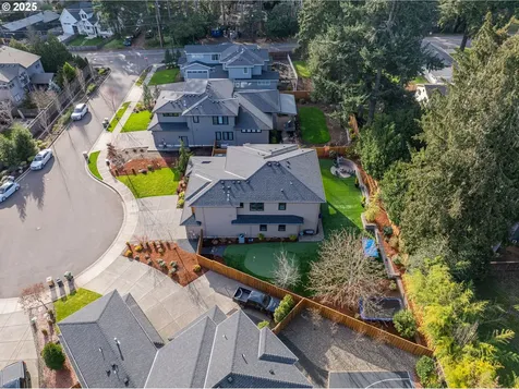 6441 Mission Court Lake Oswego OR 97035