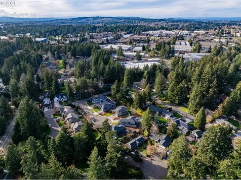 6441 Mission Court Lake Oswego OR 97035
