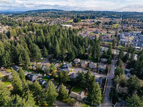 6441 Mission Court Lake Oswego OR 97035