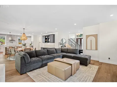 6441 Mission Court Lake Oswego OR 97035