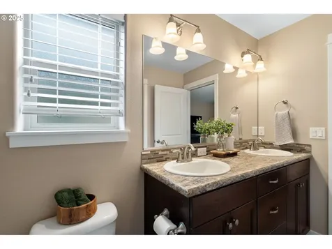 5015 NE 28th Avenue Vancouver WA 98663