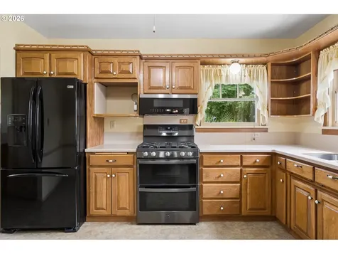 101 7th Street Dayton OR 97114