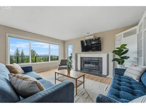 99 Garibaldi Street Lake Oswego OR 97035
