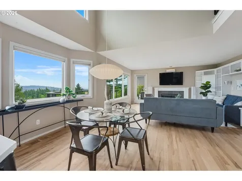 99 Garibaldi Street Lake Oswego OR 97035
