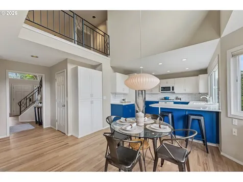 99 Garibaldi Street Lake Oswego OR 97035