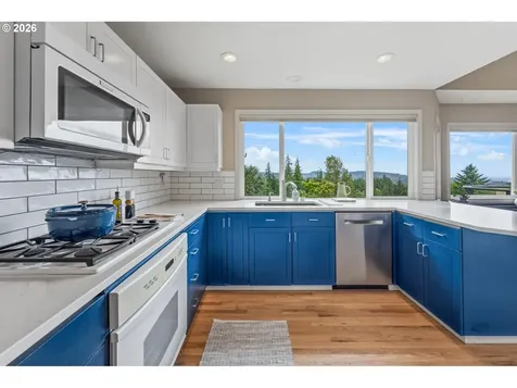 99 Garibaldi Street Lake Oswego OR 97035