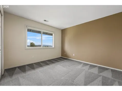 99 Garibaldi Street Lake Oswego OR 97035