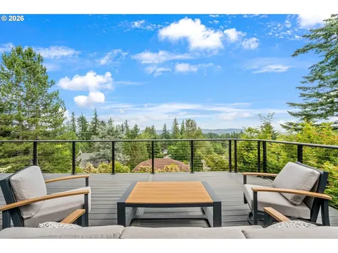 99 Garibaldi Street Lake Oswego OR 97035