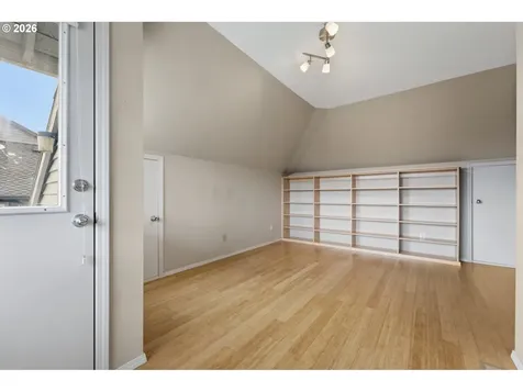 99 Garibaldi Street Lake Oswego OR 97035
