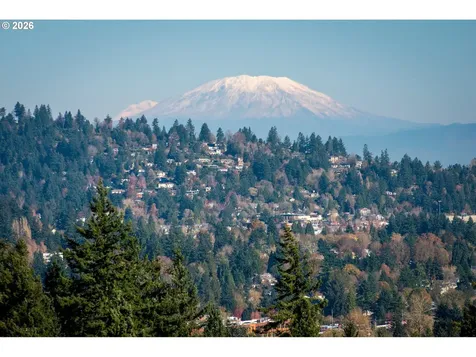 99 Garibaldi Street Lake Oswego OR 97035
